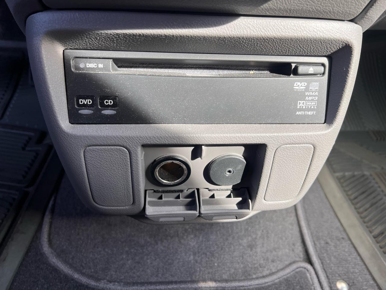 2010 Honda Odyssey SE Photo17