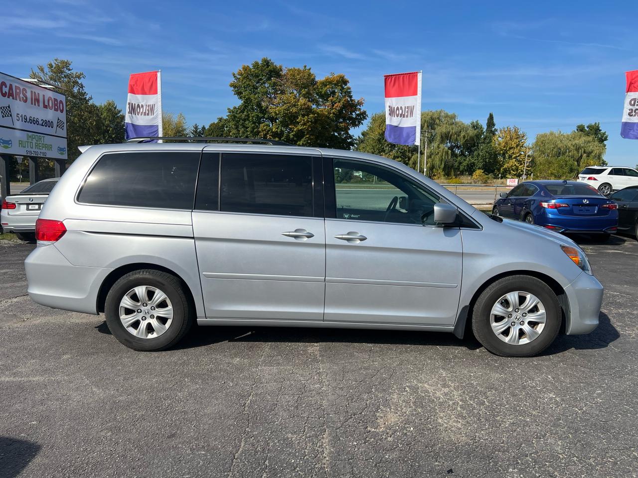 2010 Honda Odyssey SE Photo2
