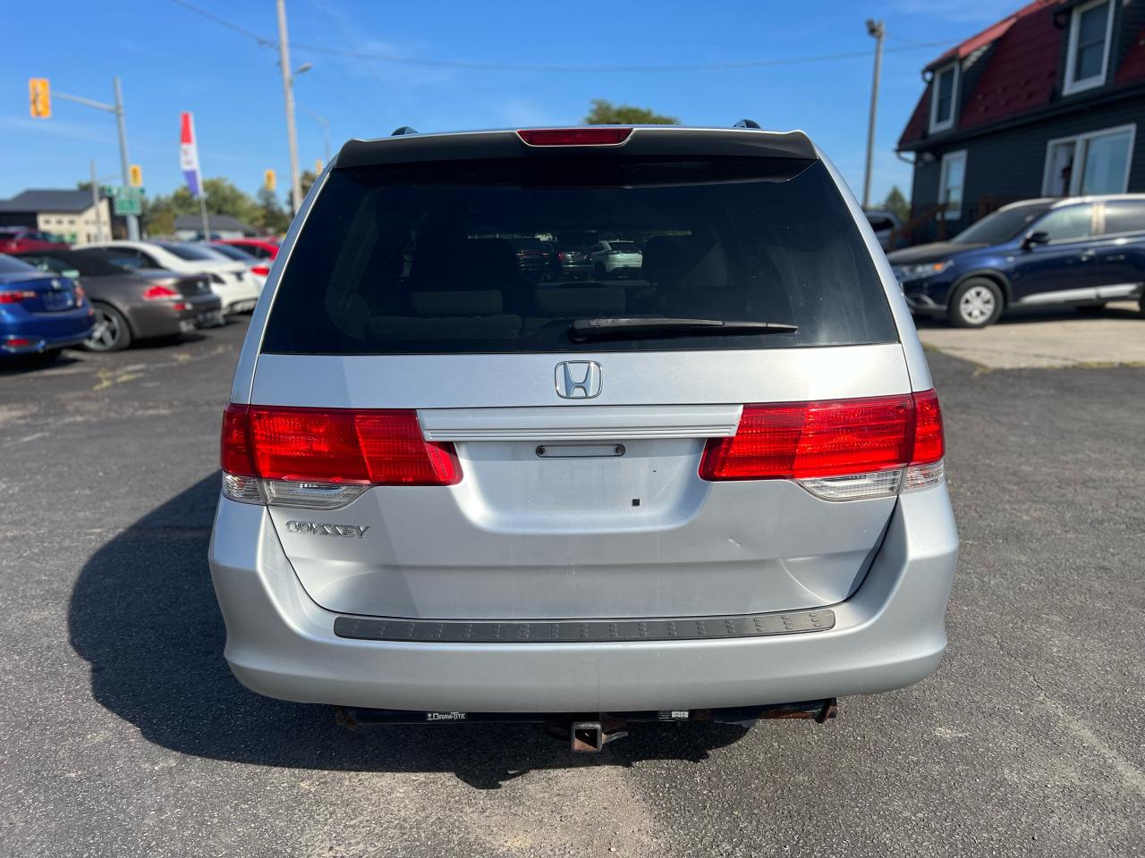 2010 Honda Odyssey SE Photo4