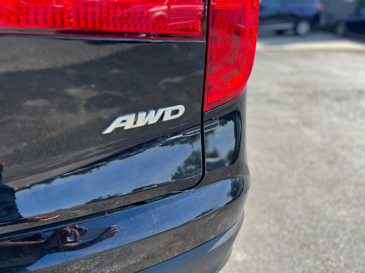 2018 Honda Pilot LX Photo11