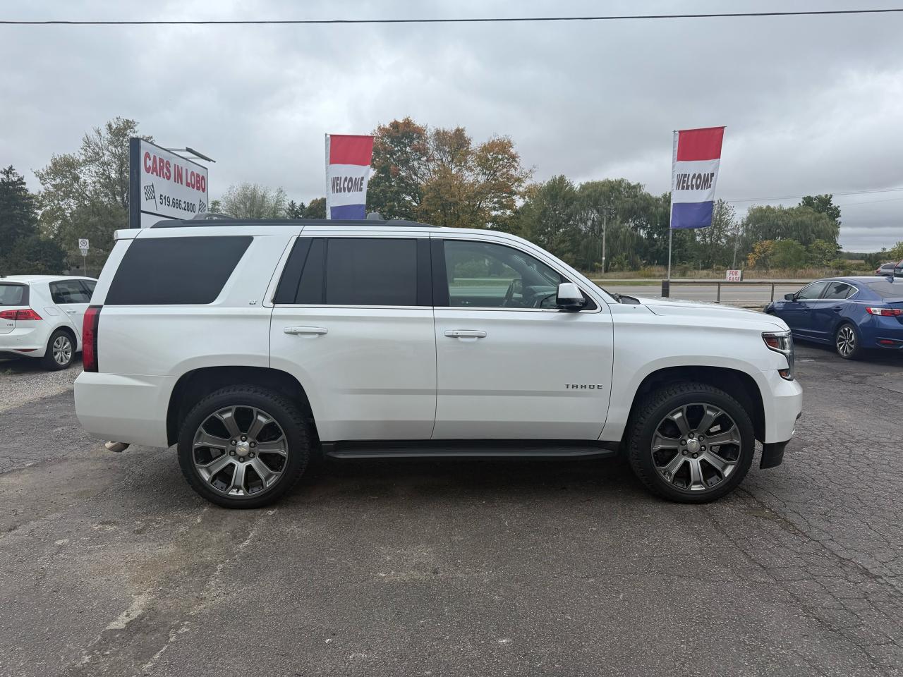 2016 Chevrolet Tahoe LT Photo2