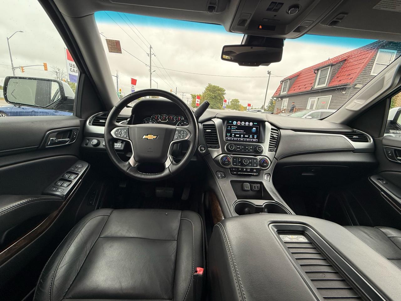 2016 Chevrolet Tahoe LT Photo16