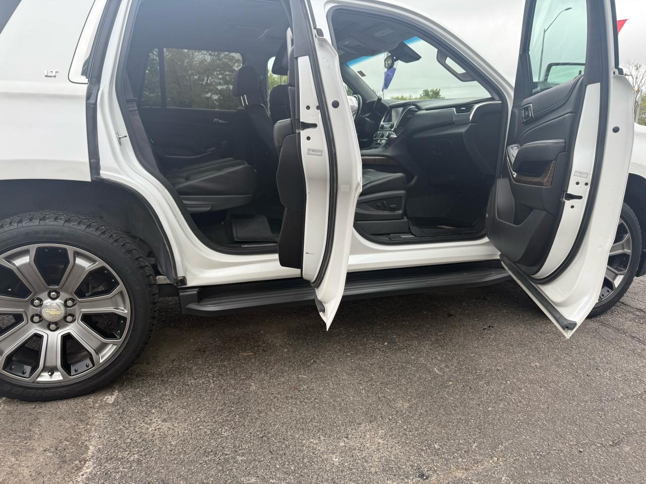 2016 Chevrolet Tahoe LT Photo44