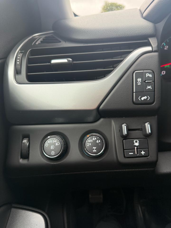 2016 Chevrolet Tahoe LT Photo60