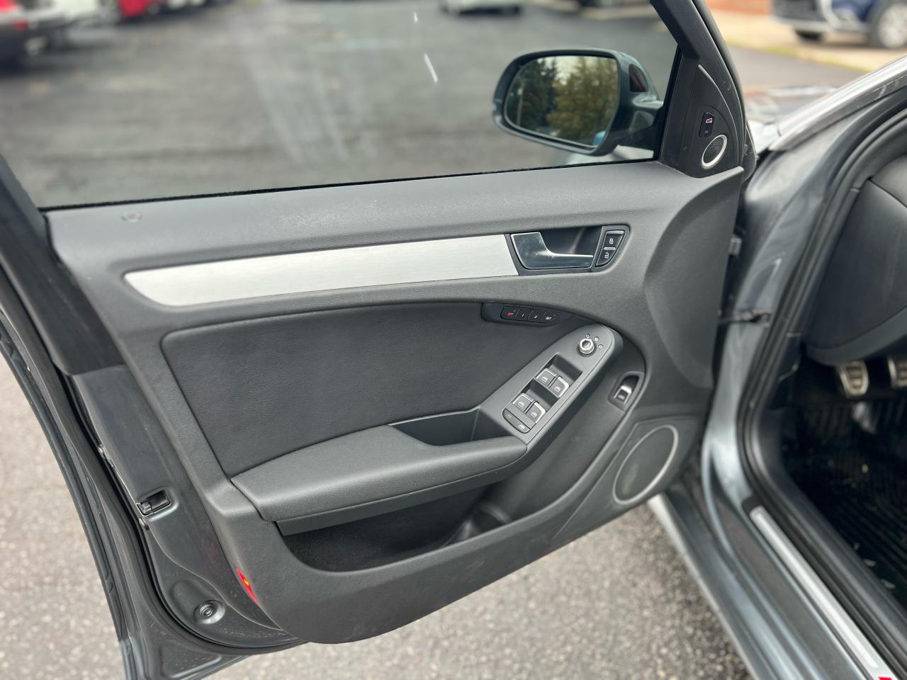 2016 Audi A4 4dr Sdn Man Technik plus quattro Photo45