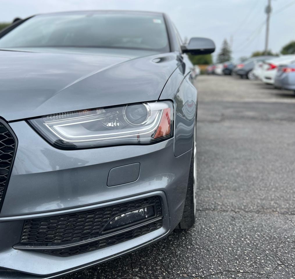 2016 Audi A4 4dr Sdn Man Technik plus quattro Photo9