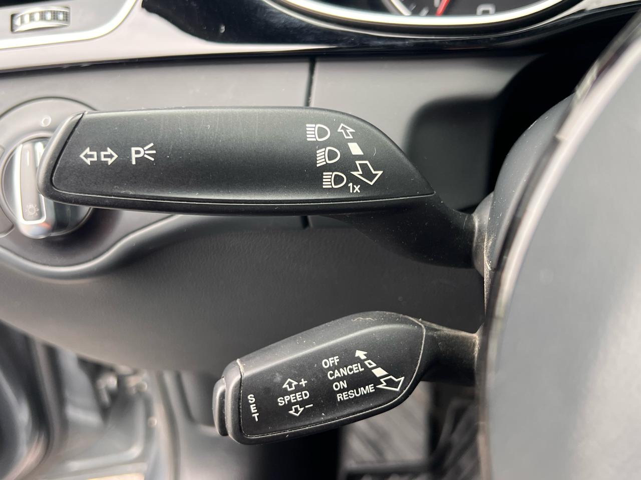 2016 Audi A4 4dr Sdn Man Technik plus quattro Photo57