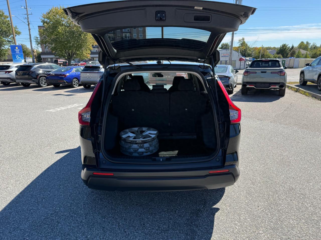 2023 Honda CR-V LX Photo10