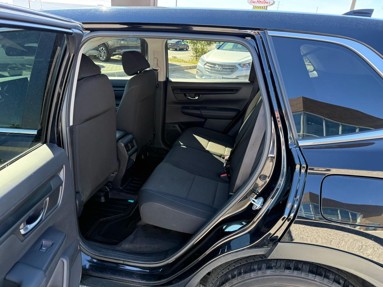 2023 Honda CR-V LX Photo28