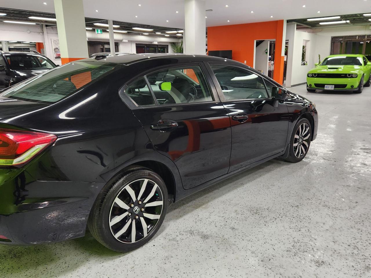 2015 Honda Civic Touring Leather Sunroof Rear Cam Loaded - Photo #9
