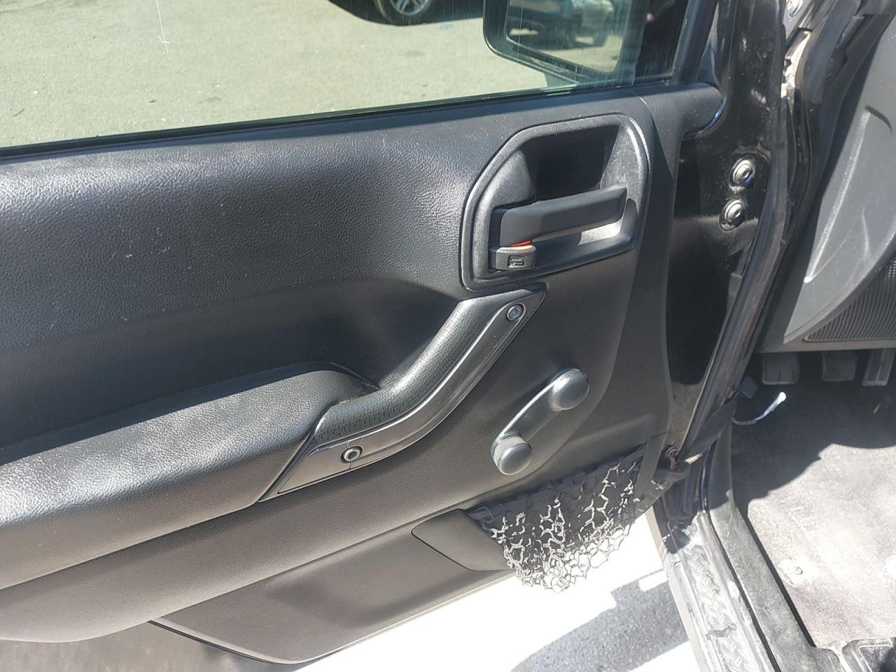 2017 Jeep Wrangler SPORT Photo