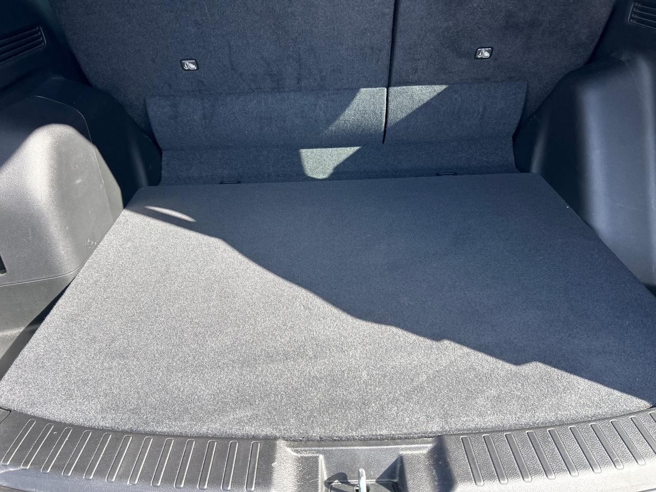 2023 Honda CR-V Hybrid Touring Photo