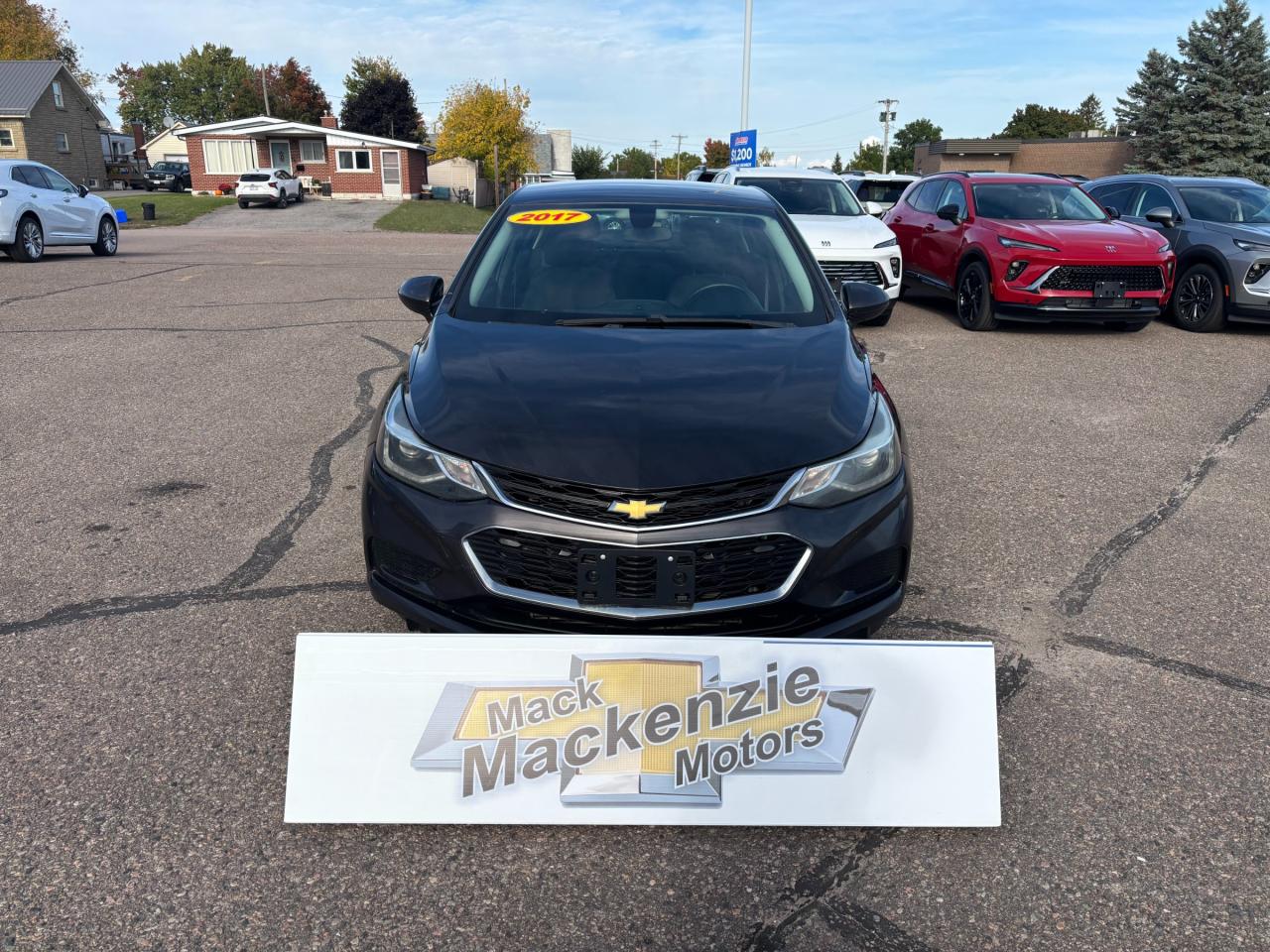 Used 2017 Chevrolet Cruze LT Auto 2017 Chevrolet Cruze LT Sedan for sale in Renfrew, ON