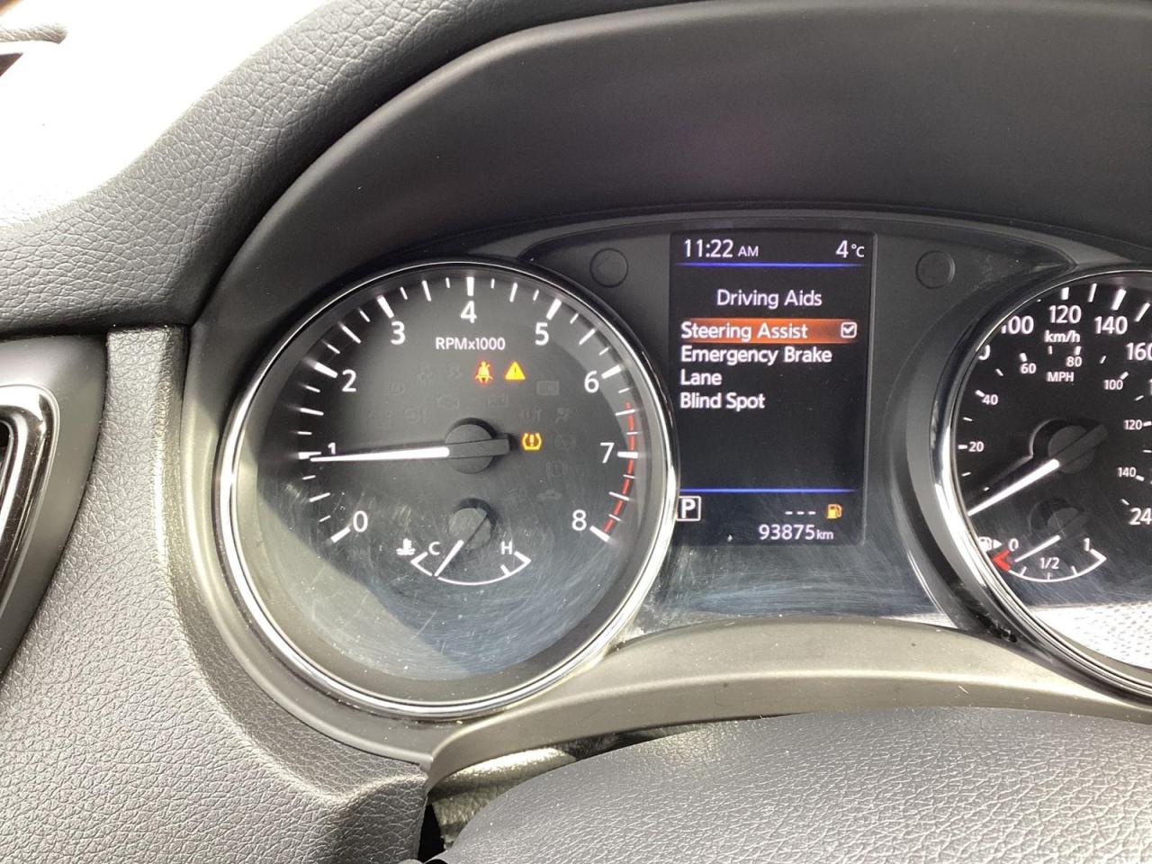 2020 Nissan Rogue SL Photo