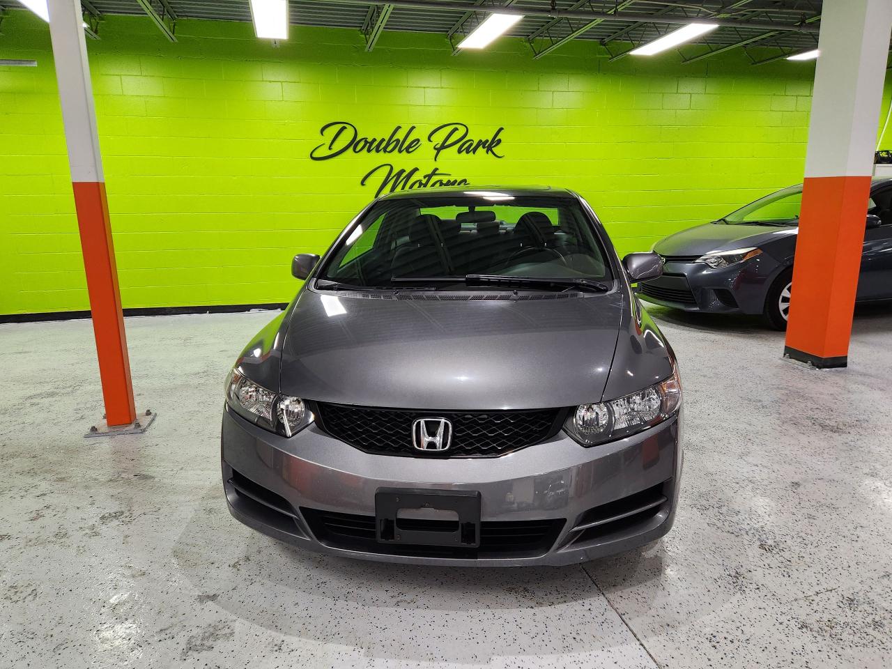 2011 Honda Civic SE SUNROOF ALLOYS CLEAN LOOKS GREAT 5 SPD - Photo #36
