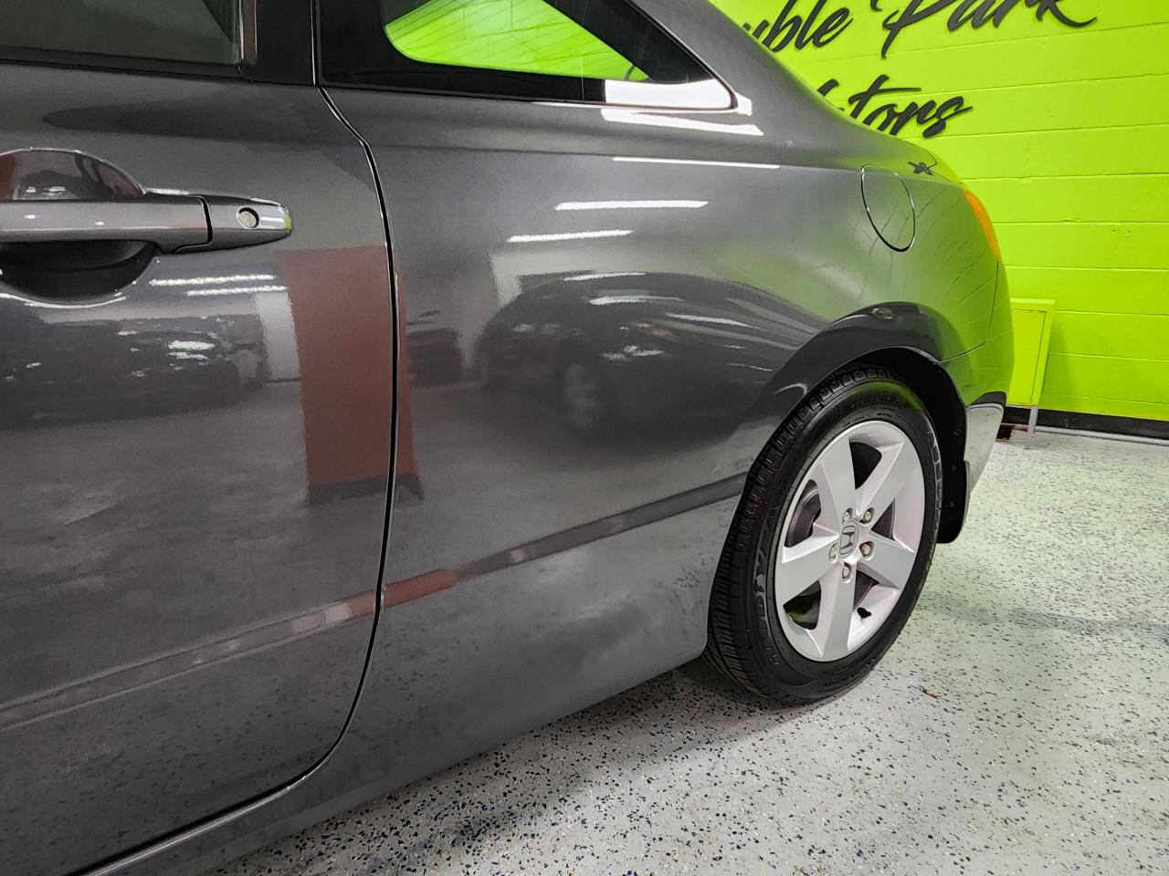 2011 Honda Civic SE SUNROOF ALLOYS CLEAN LOOKS GREAT 5 SPD - Photo #15