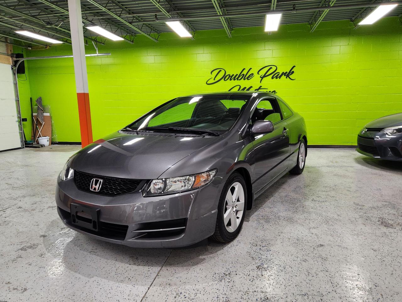 2011 Honda Civic SE SUNROOF ALLOYS CLEAN LOOKS GREAT 5 SPD - Photo #16