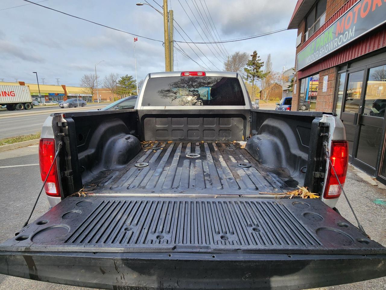 2012 RAM 2500 ST HEMI 4x4 RUNNING BOARDS SPRAY LINER Photo