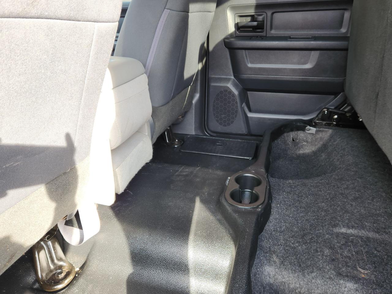 2012 RAM 2500 ST HEMI 4x4 RUNNING BOARDS SPRAY LINER Photo