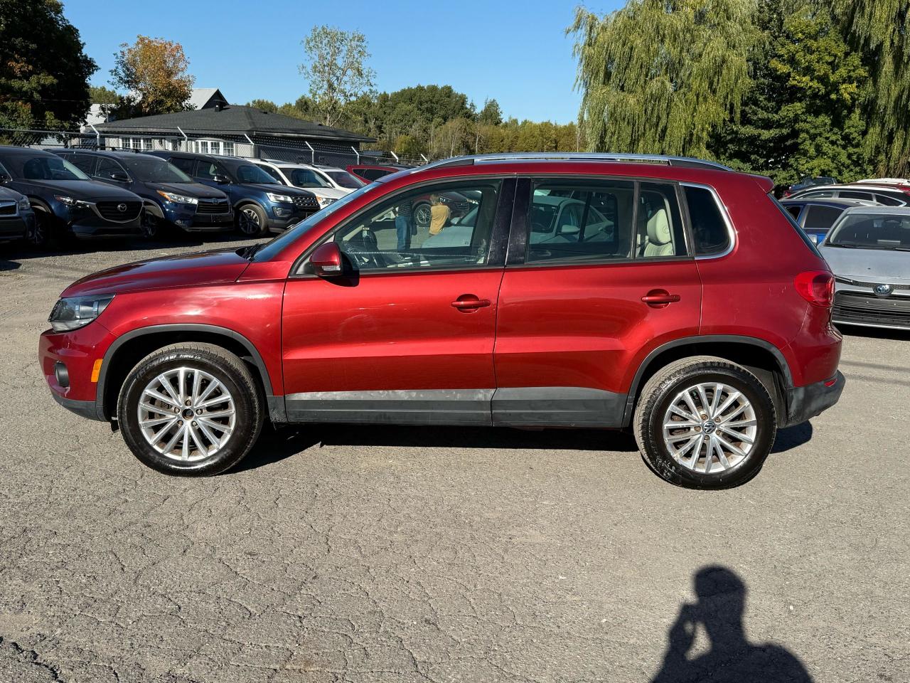 2015 Volkswagen Tiguan COMFORTLINE REBUILT TITLE Photo2