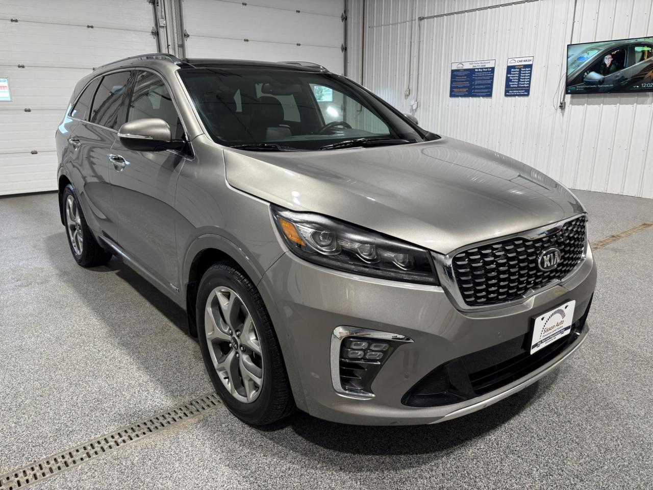 Used 2019 Kia Sorento SX Limited V6 AWD for sale in Brandon, MB