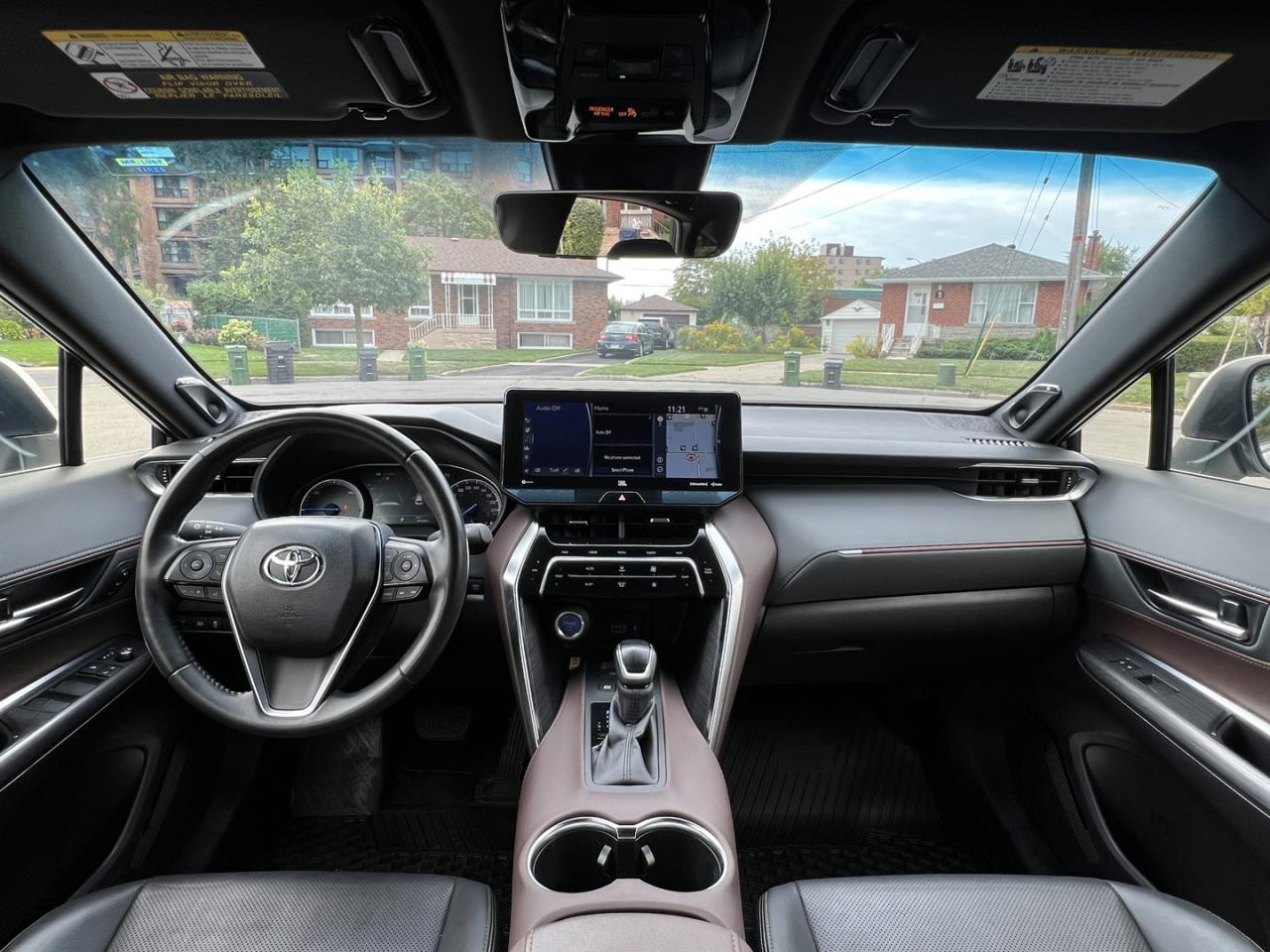 2021 Toyota Venza XLE - Photo #8