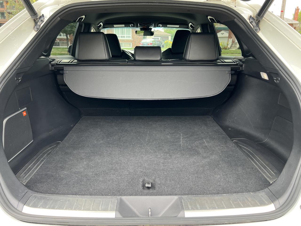 2021 Toyota Venza XLE - Photo #26