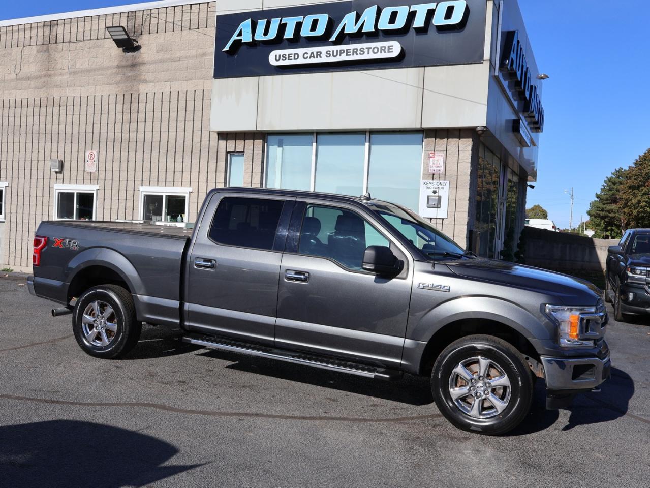 Used 2018 Ford F-150 XLT-XTR CREW 4WD CERTIFIED *1 OWNER*ACCIDENT FREE*FORD MAINTAIN* CAMERA NAV BLUETOOTH HEATED SEATS CRUISE ALLOYS for sale in Burlington, ON