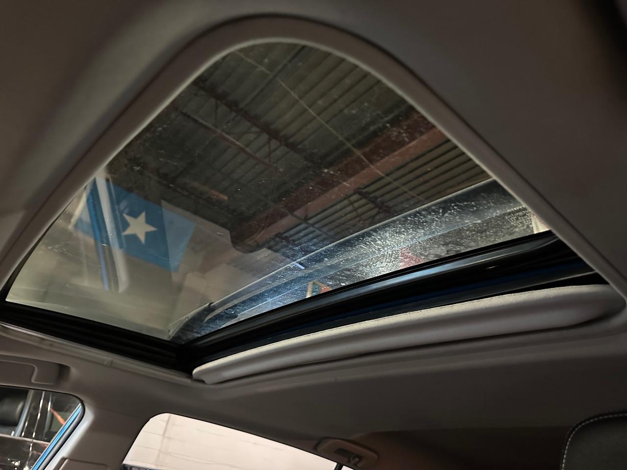 2017 Toyota RAV4 XLE | BSM | POWERED LIFTGATE | SUNROOF | HEATED - Photo #32