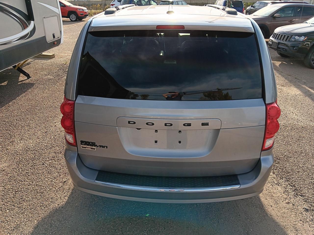 2019 Dodge Grand Caravan SXT Premium Plus, Leather, BU Cam, DVD - Photo #6