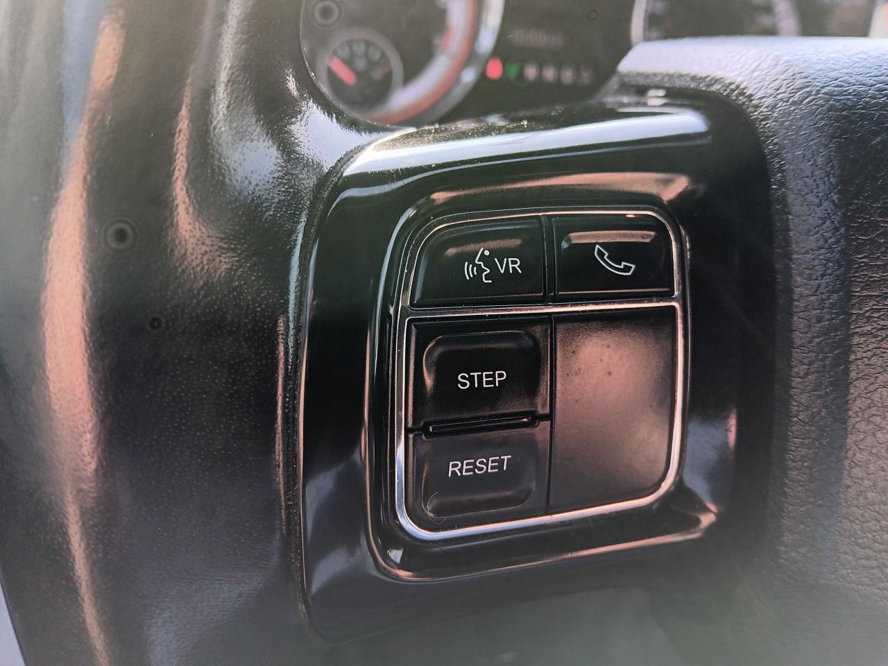 2019 Dodge Grand Caravan SXT Premium Plus, Leather, BU Cam, DVD - Photo #13