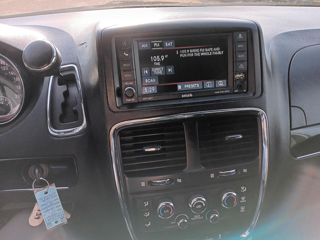 2019 Dodge Grand Caravan SXT Premium Plus, Leather, BU Cam, DVD - Photo #20