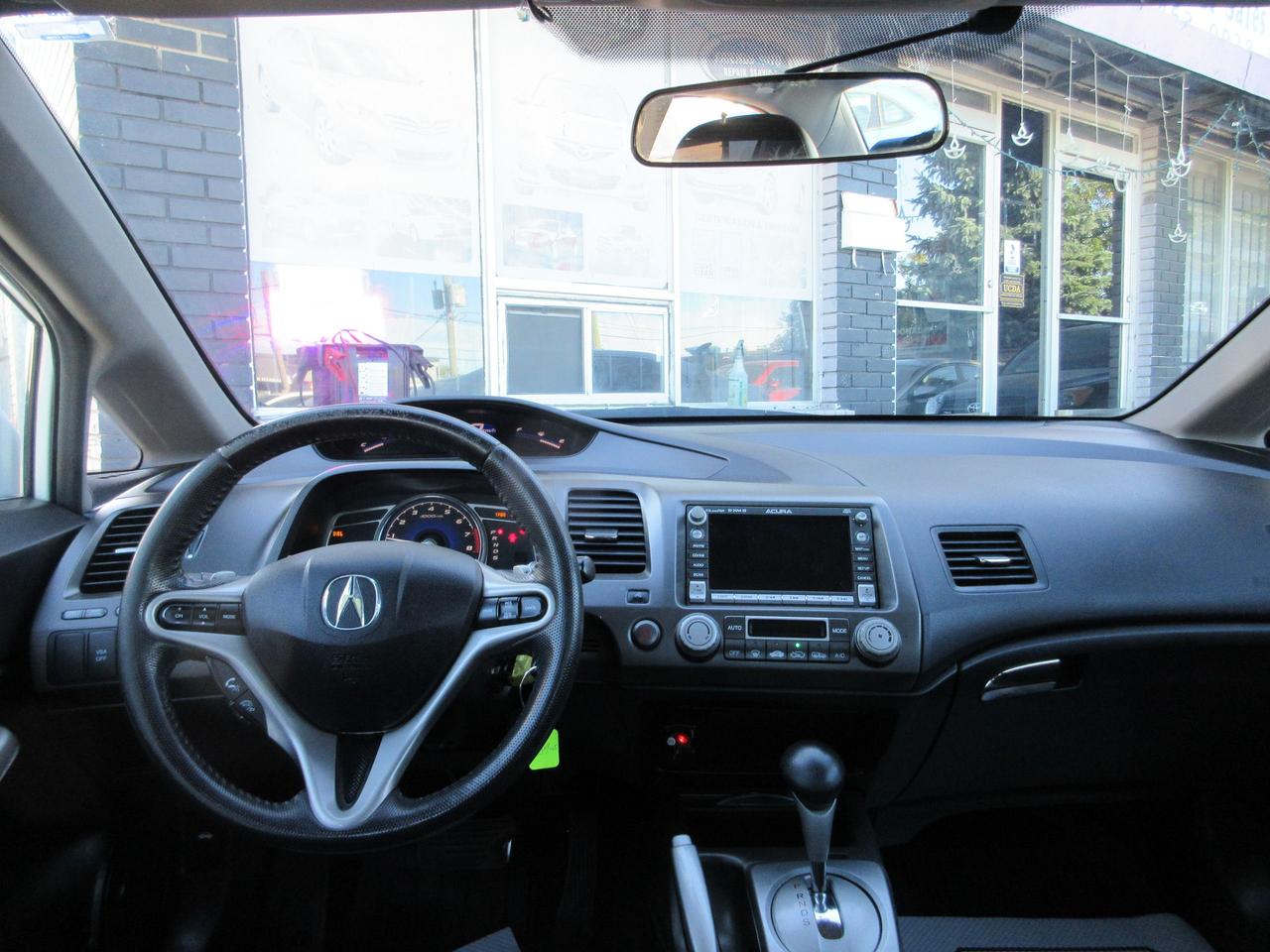 2010 Acura CSX Tech Pkg Photo