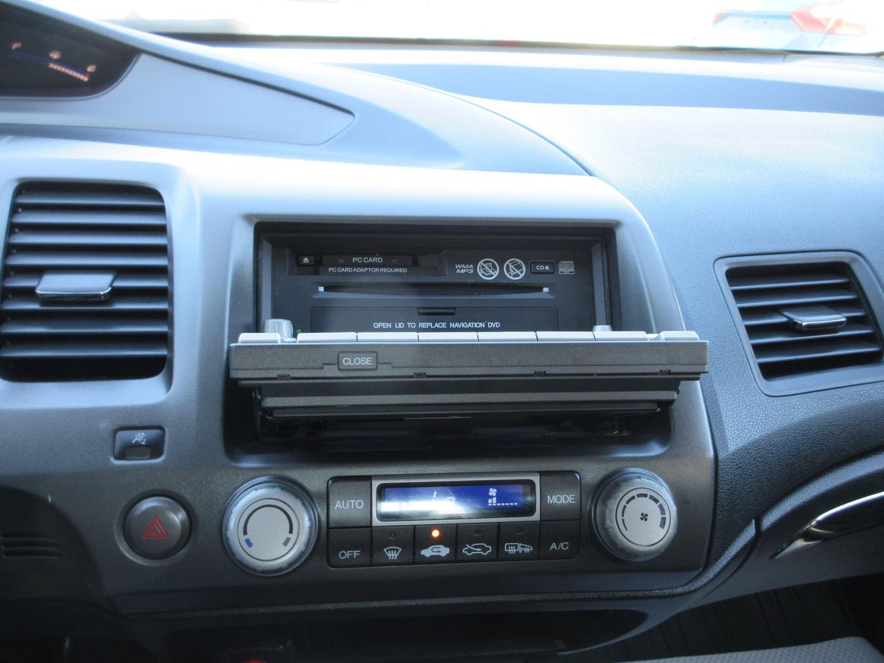 2010 Acura CSX Tech Pkg Photo