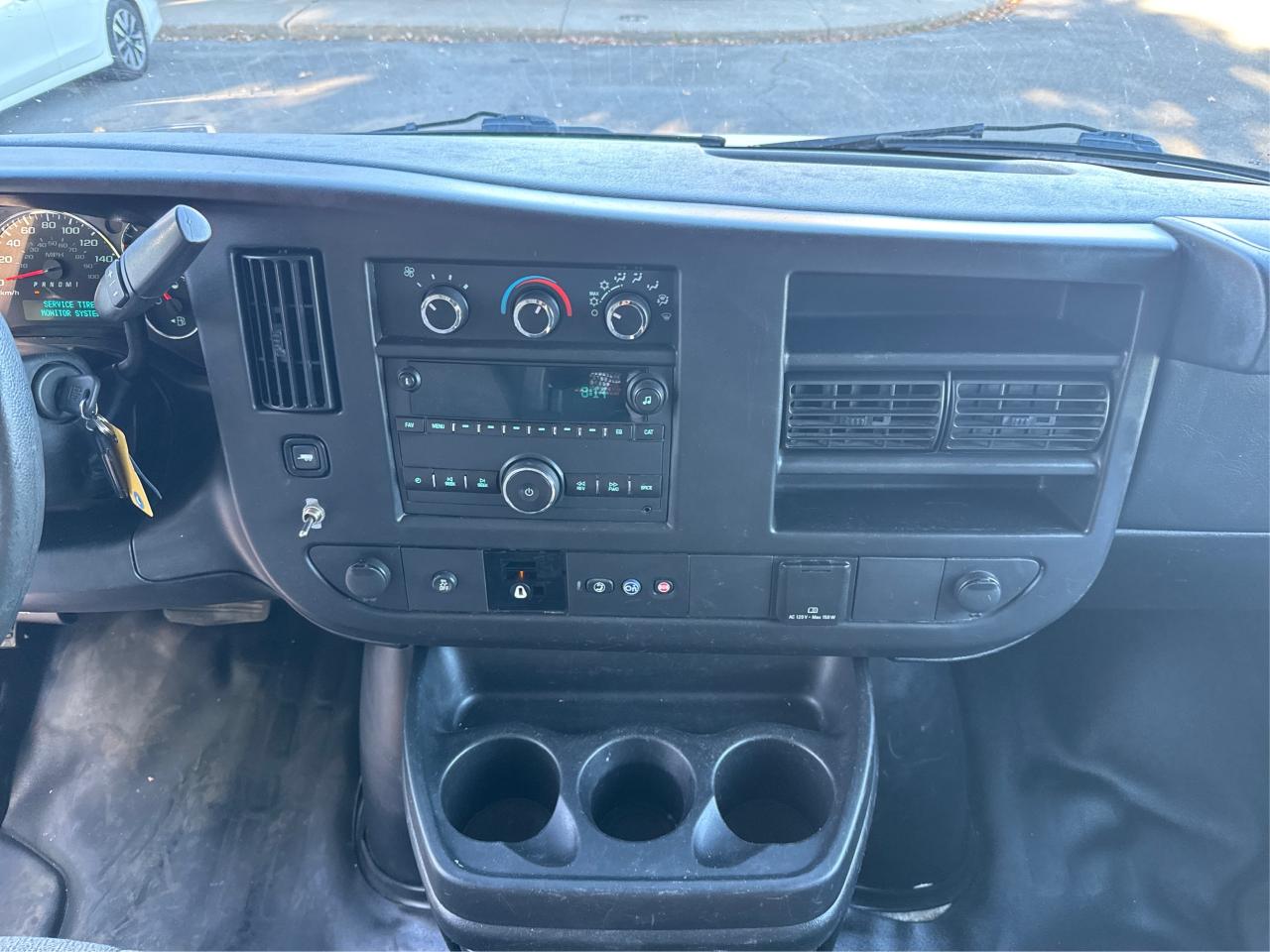2017 Chevrolet Express  - Photo #12