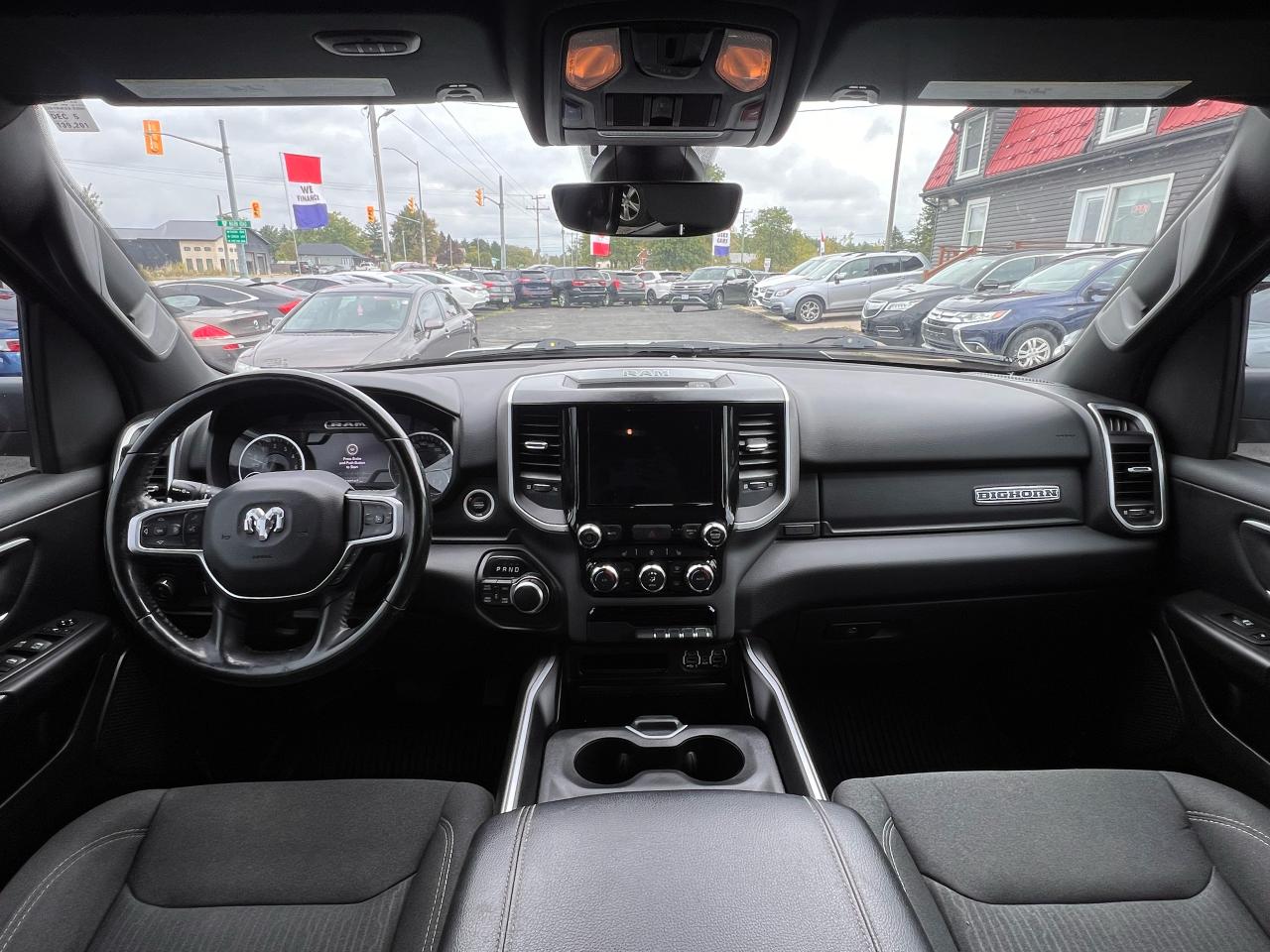 2022 RAM 1500 Big Horn 5.7L HEMI 4X4 CREWCAB Photo