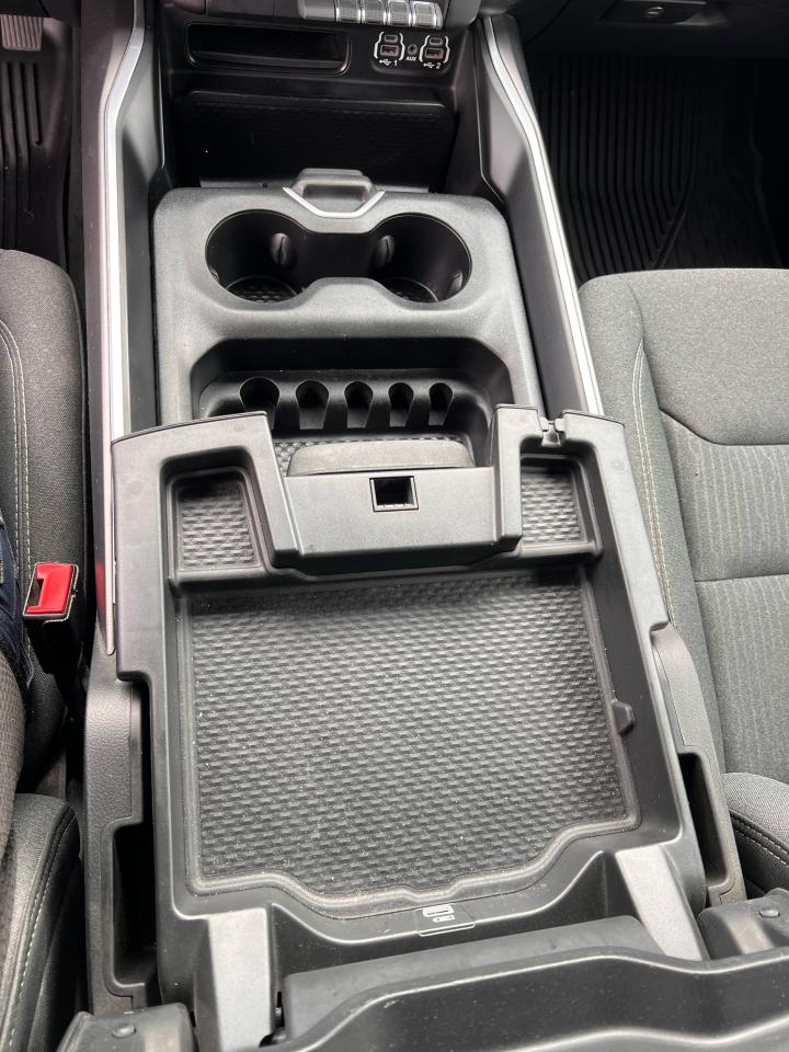 2022 RAM 1500 Big Horn 5.7L HEMI 4X4 CREWCAB Photo27