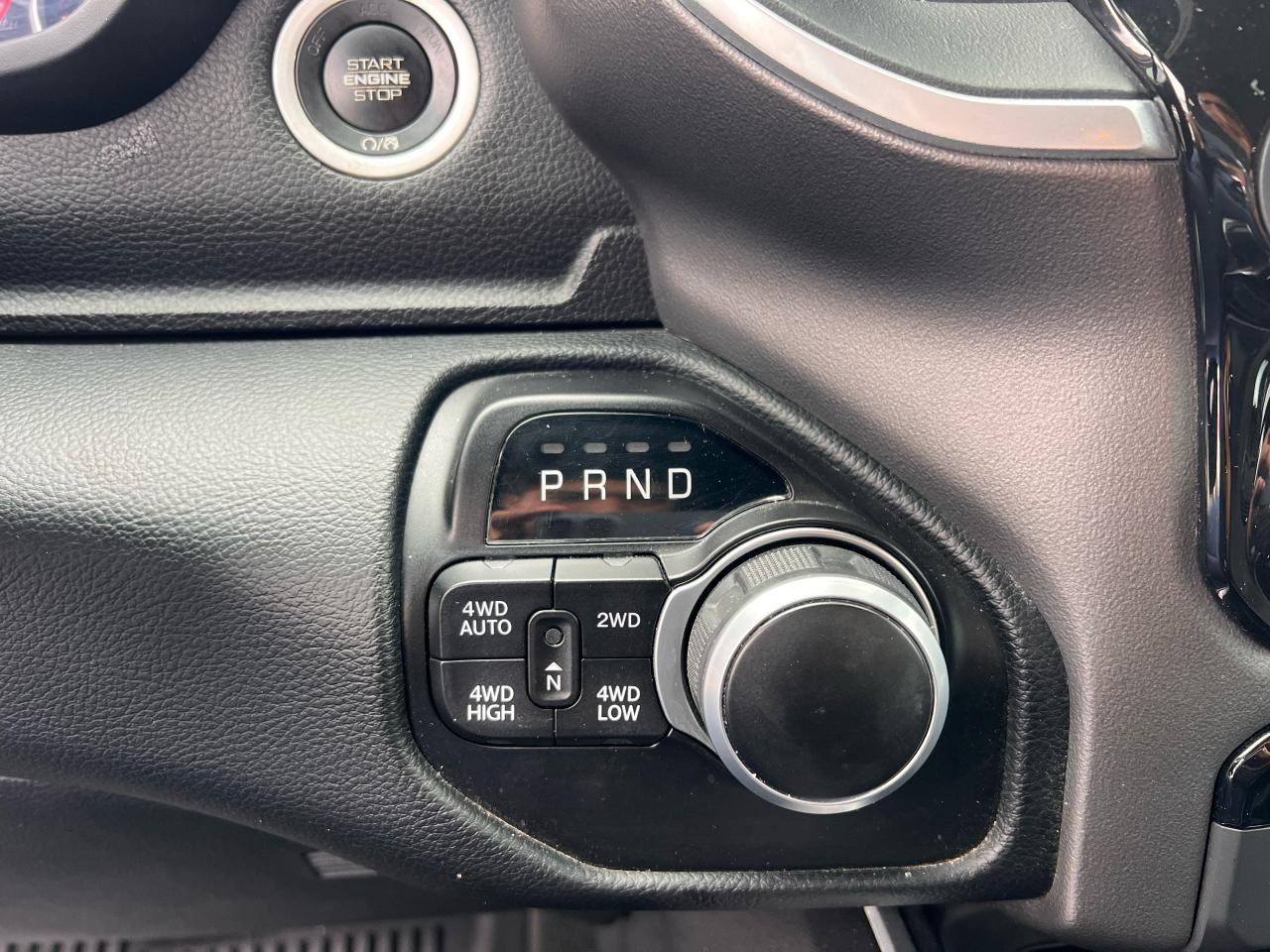 2022 RAM 1500 Big Horn 5.7L HEMI 4X4 CREWCAB Photo