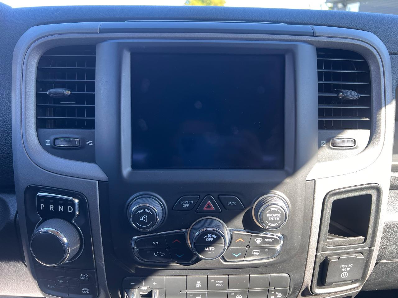 2021 RAM 1500 Classic EXPRESS CREWCAB 5.7 HEMI 4X4 Photo54