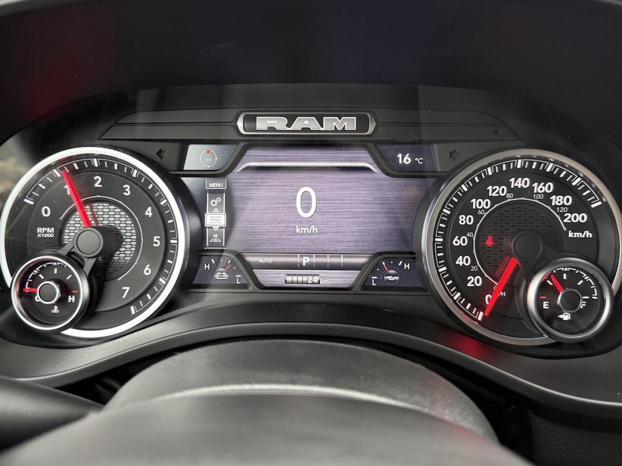 2026 RAM 1500 BIG HORN 4X4 Photo