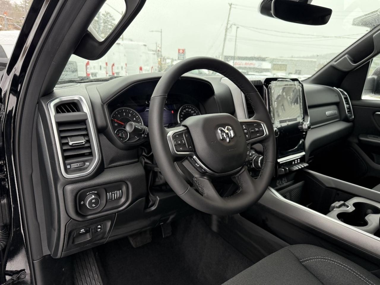 2026 RAM 1500 BIG HORN 4X4 Photo