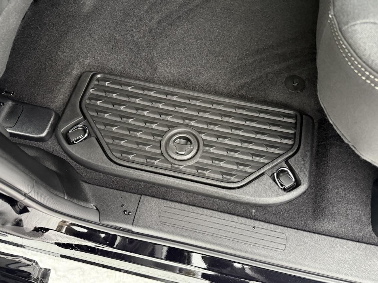 2026 RAM 1500 BIG HORN 4X4 Photo