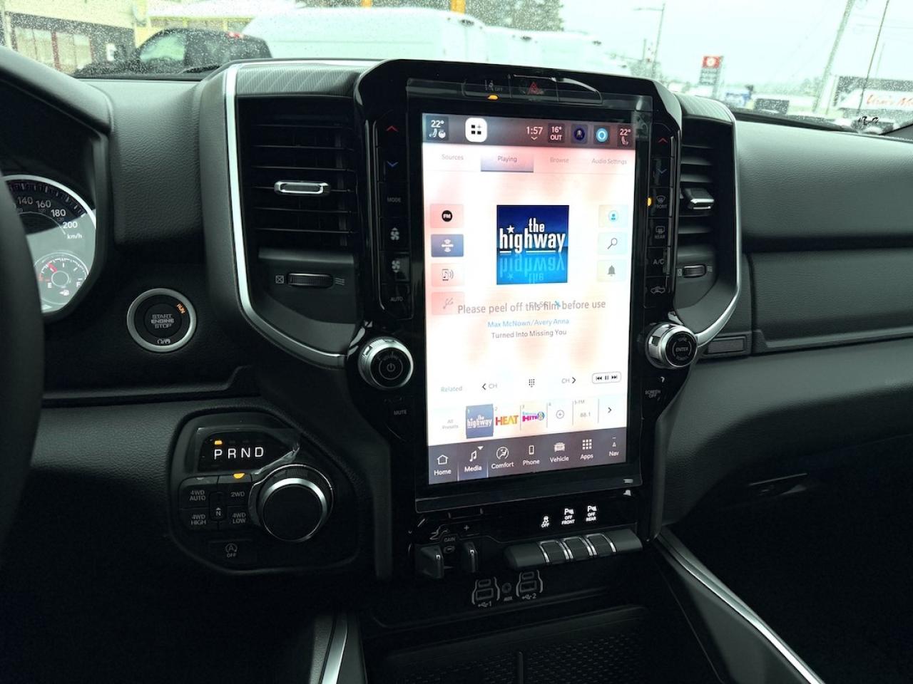 2026 RAM 1500 BIG HORN 4X4 Photo