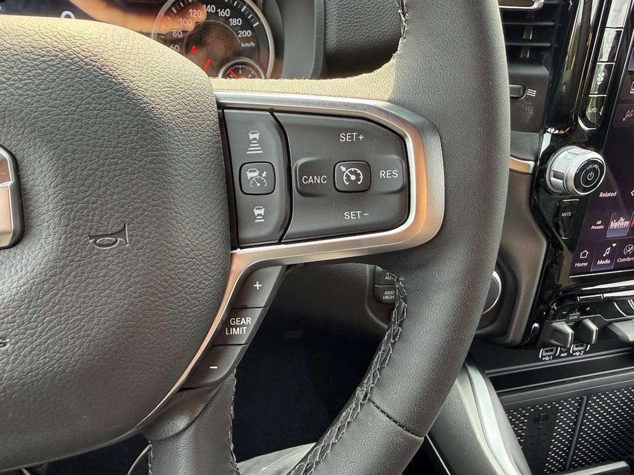 2026 RAM 1500 BIG HORN 4X4 Photo