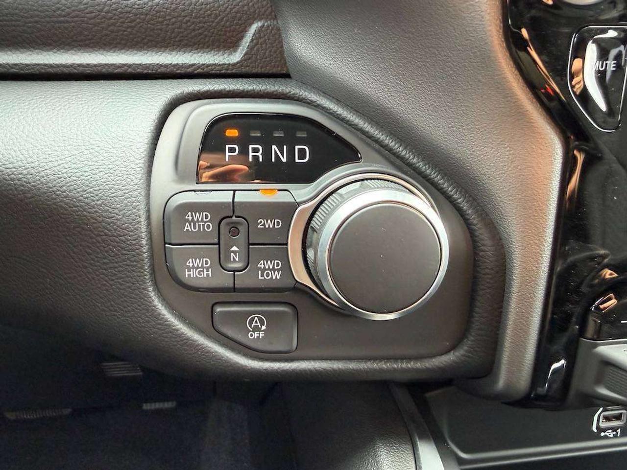 2026 RAM 1500 BIG HORN 4X4 Photo