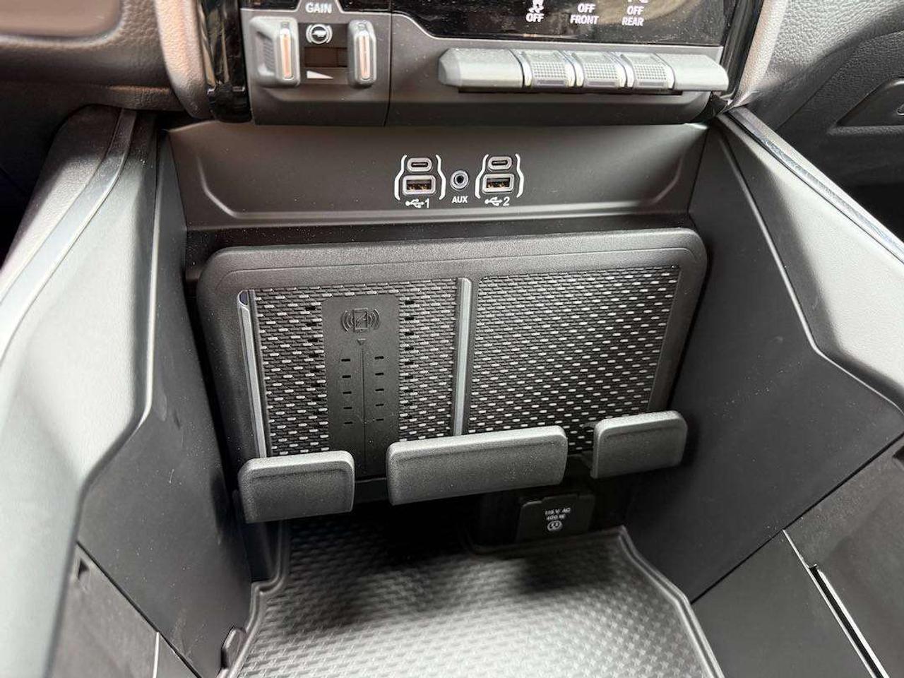 2026 RAM 1500 BIG HORN 4X4 Photo