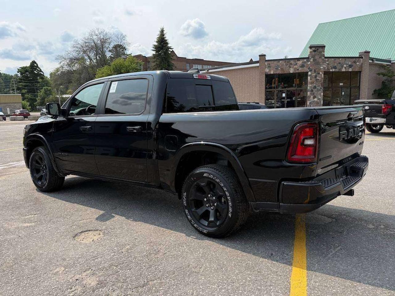 2026 RAM 1500 BIG HORN 4X4 Photo
