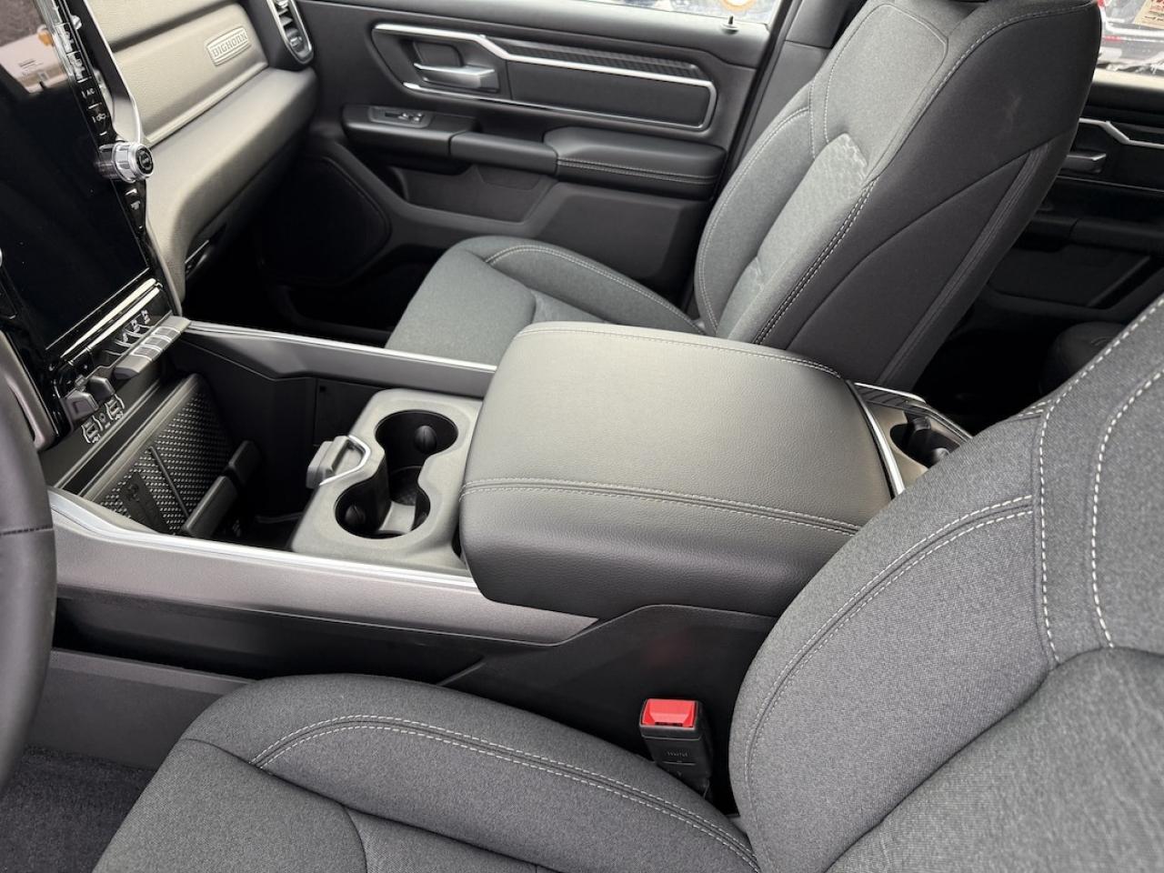 2026 RAM 1500 BIG HORN 4X4 Photo