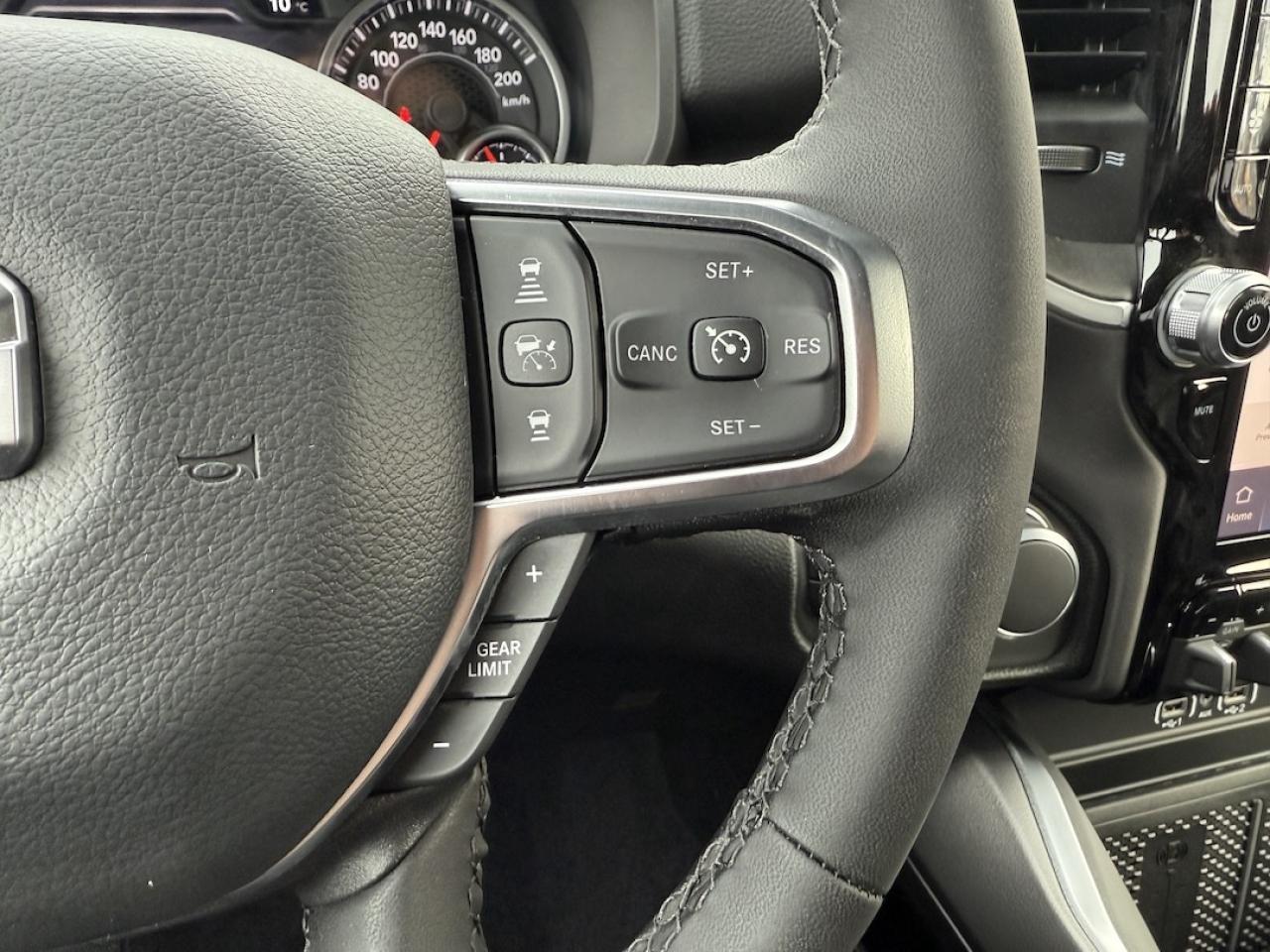 2026 RAM 1500 BIG HORN 4X4 Photo