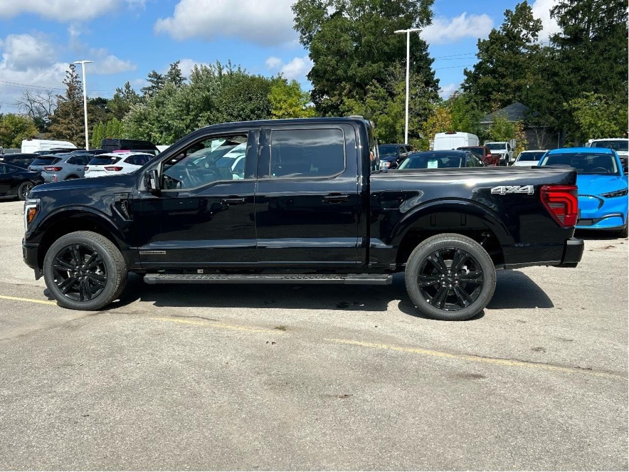 2025 Ford F-150 Lariat  - Sunroof - 22 Wheels Photo